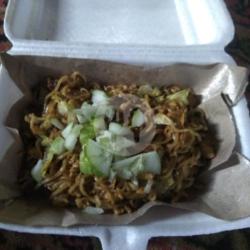 Mie Tektek Goreng