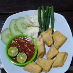 Tahu   Sambal Merah / Sambal Ijo