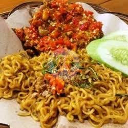 Indomie Goreng Ayam Penyet