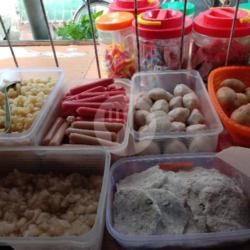 Bakso. Sosis. Cireng Kentang.