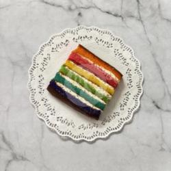 Potongan Rainbow Cake