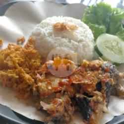 Ayam Bakar Gepuk Kremes