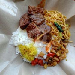 Nasi Campur Krengsengan Daging