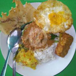 Nasi Pecel Telor