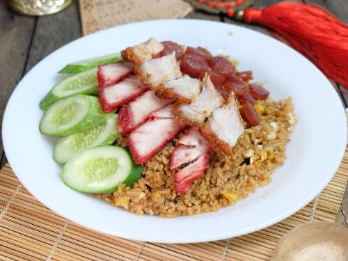 Nasi Goreng Babi Samcan Crispy, Sudirman Street