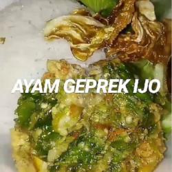 Ayam Geprek Ijo