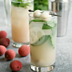 Lychee Mojitos