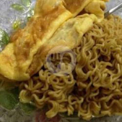 2 Indomie Telur Dadar Free Es Teh