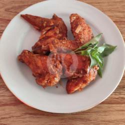 Chicken Wings Spicy Sauce