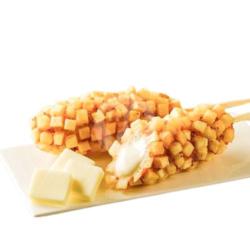 Kentang Mozzarella Corndog (l)