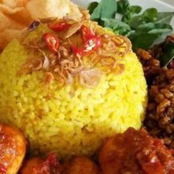 Nasi Kuning Paru Rica   Telur