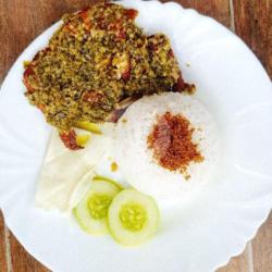 Paket Nasi Uduk Ayam Penyet Sambal Ijo