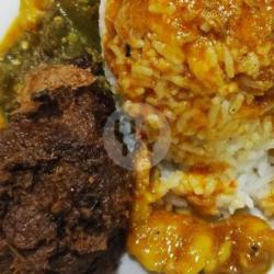 Nasi Sayur Rendang Babi