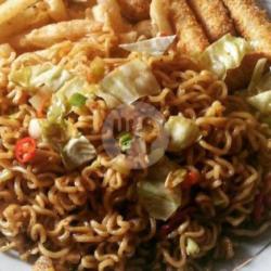 Mie Kentang Goreng