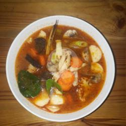 Soup Tom Yum Ayam