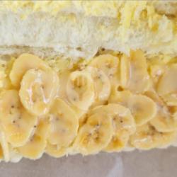 Roti Bakar Pisang   Selai ( Nanas , Strawberry, Blueberry, Durian)