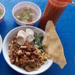 Mie Ayam Seafood Goreng