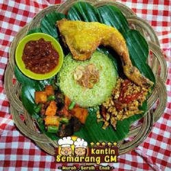 Nasi Hijau Pandan Ayam Goreng