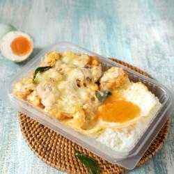 Cheesy Salted Egg Chicken