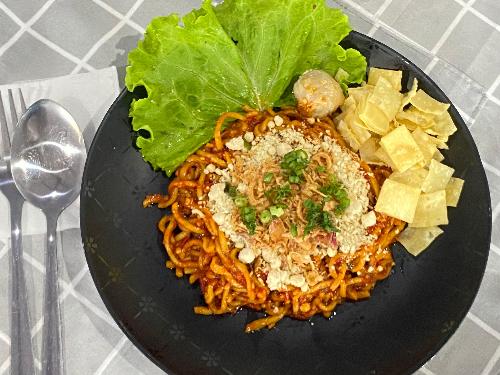 Mie jebeng kota, Penataban