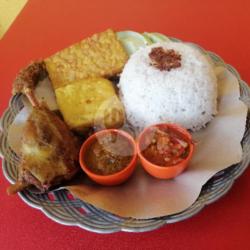 Nasi Bebek Tahu Tempe