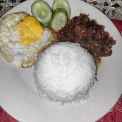 Nasi Sambal Tuna Suwir  Telur Goreng(ceplok/dadar) Free Es Teh/hangat