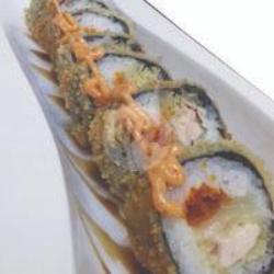 Salmon Katsu Mozarella Roll 8 Pcs