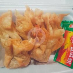 Pangsit Bakso Goreng