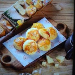 Bakpia Crispy Keju