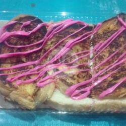 Roti Bakar Selai Strawberry