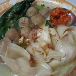 Pangsit Basah   Baso