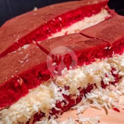 Terang Bulan Red Velvet Keju Susu