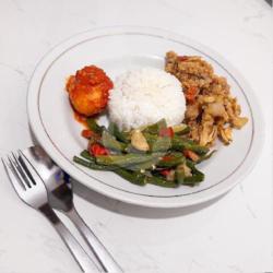 Nasi Putih   Ayam Garlic   Tumis Kacang Panjang   Telur Balado