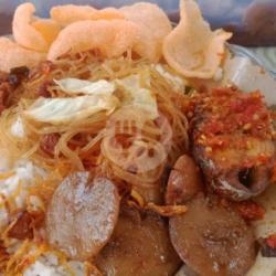 Nasi Uduk Ikan Tongkol   Jengkol