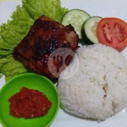 Nasi Ayam Bakar Dada/paha Utuh