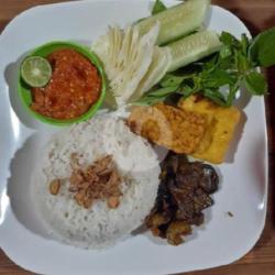 Paket Hemat Nasi Ati Ampela Tahu Tempe