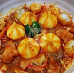 Seblak Seafood Dumpling Keju