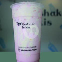 Milkshake Strawberry Chizu Besar