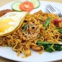 Indomie Goreng Tumis Telor