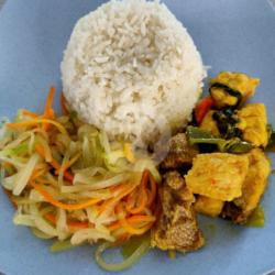 Nasi Tindarung Woku