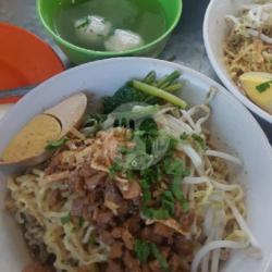 Mie Pangsit Ayam   Bakso