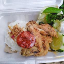 Nasi Ayam Goreng