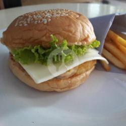 Burger Sapi   Cheese