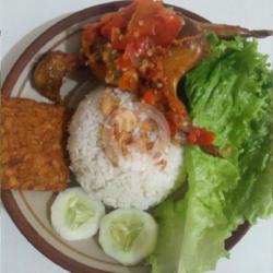 Puyuh Goreng Nasi Uduk