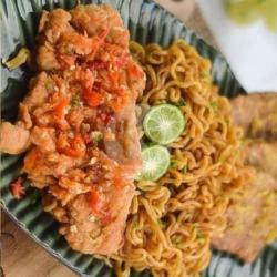 Ayam Geprek Indomie Dan Esteh (reguler)