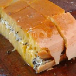 Terang Bulan Keju Coklat Pisang Susu
