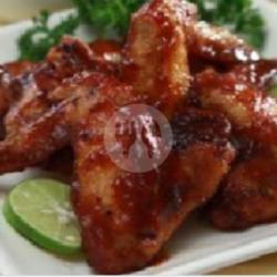 3 Wings Black Pepper