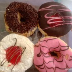 Donat Aneka Rasa