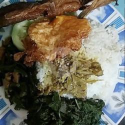 Nasi Lele   Telur Sayur Sambal