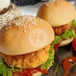 Burger Ayam Crispy   Keju